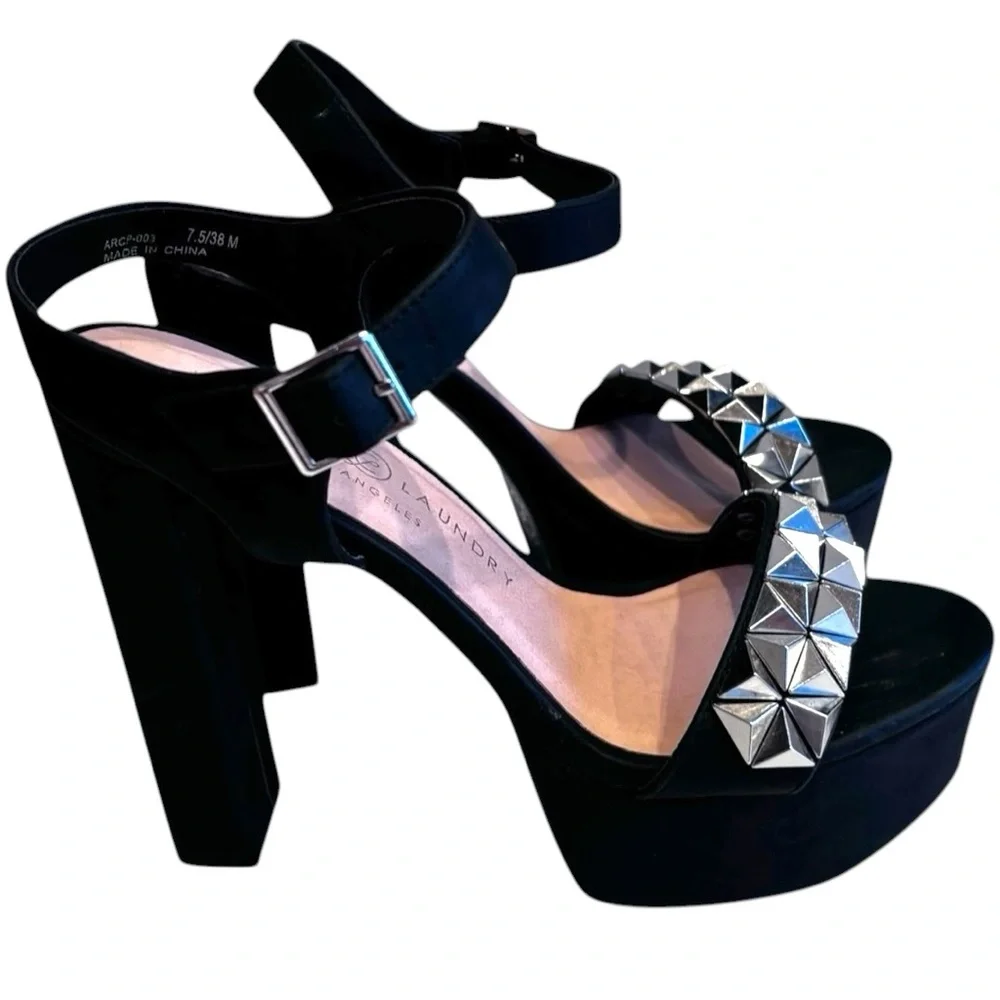 Chinese Laundry Black Studded Platform Sandals